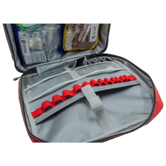 Notfallrucksack DÖNGES SEG, aus Planenmaterial, mit Innentaschenset, mit Füllung nach DIN 14142, schwarz/rot