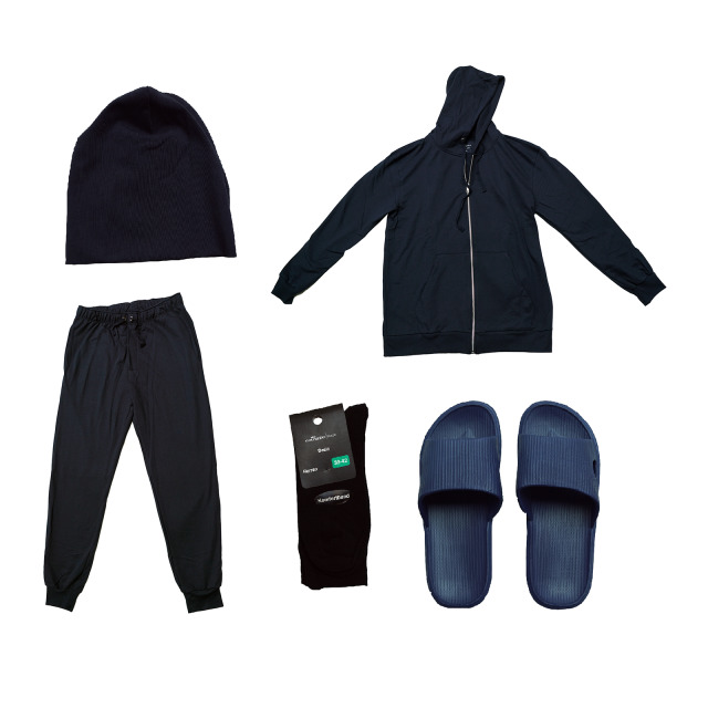 Wechselbekleidung gfd by COMAZO, Set Größe M, mitTrainingshose, Trainingsjacke, Gummischuhen, Socken, Mütze