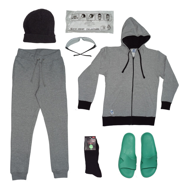 Wechselbekleidung, Set Größe I, mit Traininghose,Trainingsjacke, Gummischuhen, Socken, Mütze, Augenschutzbrille, FFP3-Maske