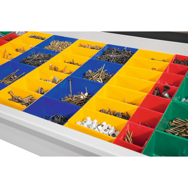 Kunststoffkästen für Schubladenblock C+P, bestehend aus 44 Kästen in 4 unterschiedlichen Größen