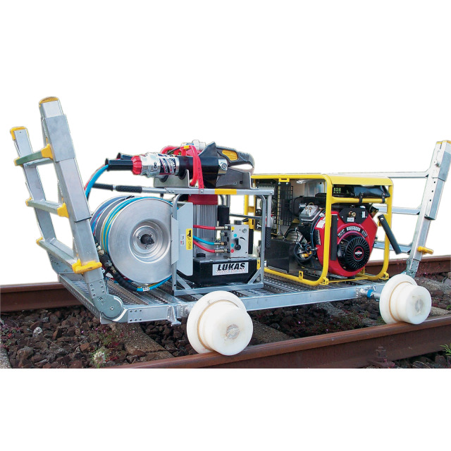 Schienen-Rettungsplattform HACA für den Einsatz auf Gleisanlagen, DIN 14830:2009-11, 4 Laufrollen mit Bremse, Spurweite 1435 mm