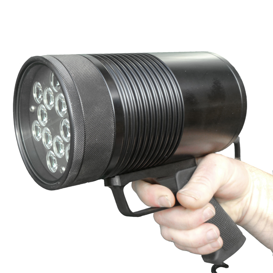 Handsuchscheinwerfer TREBLE-LIGHT LED 5000 Spot, 12–24 V, Abstrahlwinkel 9°, Pistolengriff, 3 m Spiralkabel mit Kfz-Ladestecker