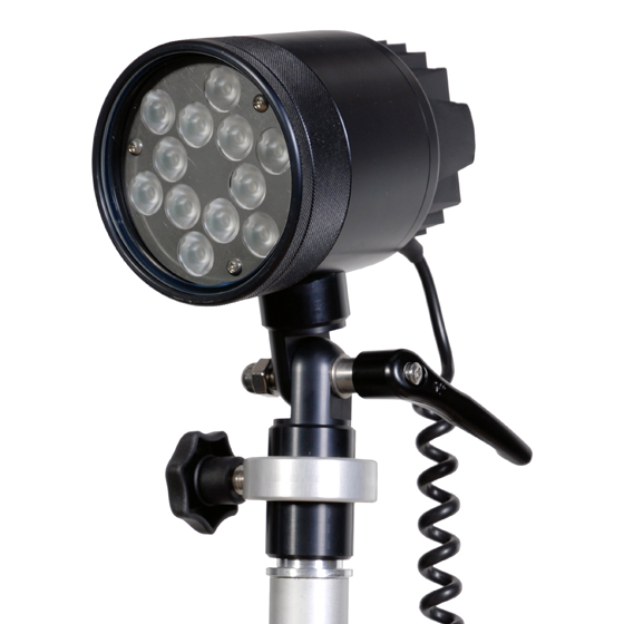 Scheinwerfer TREBLE-LIGHT LED 5000 Flood M, 12–24V, DIN-Aufnahme